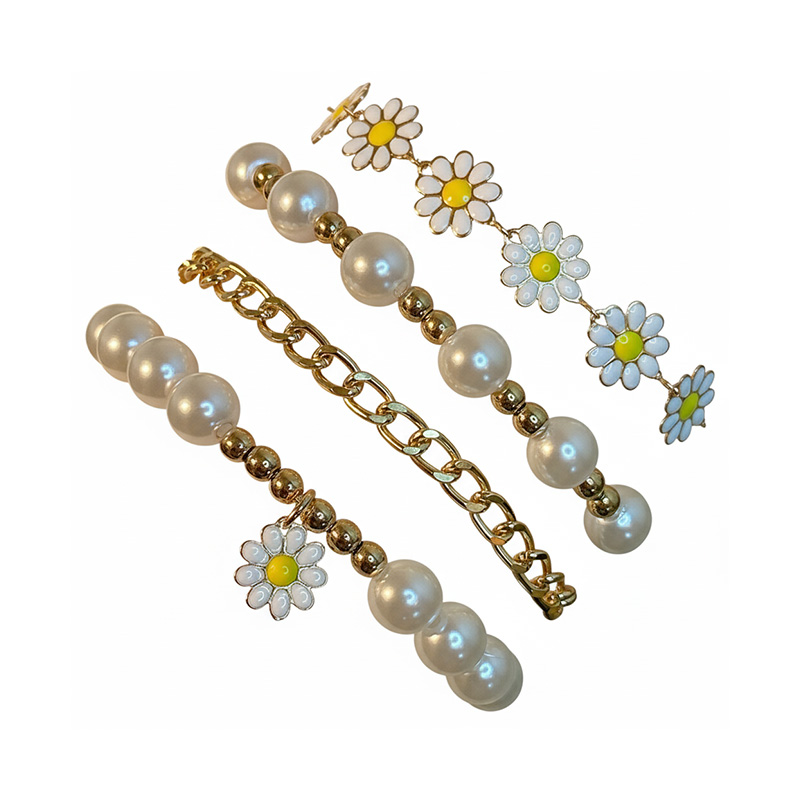 Picture of 4 Pcs/Set Cute Flower Pearl Golden colour Bracelets for women