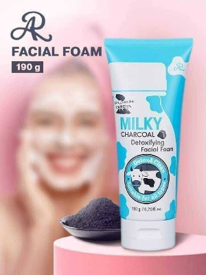Picture of MILKY CHARCOAL Detoxifying Facial Foam –190gm