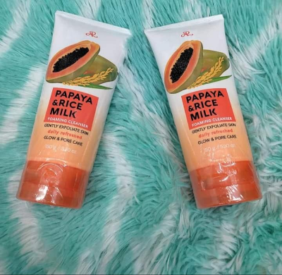 Picture of Papaya and Rice milk foaming face wash-150 Ml
