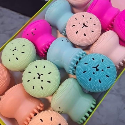 Picture of Octopus Mini Silicone Face Cleanser Massage Brush - 1PCS