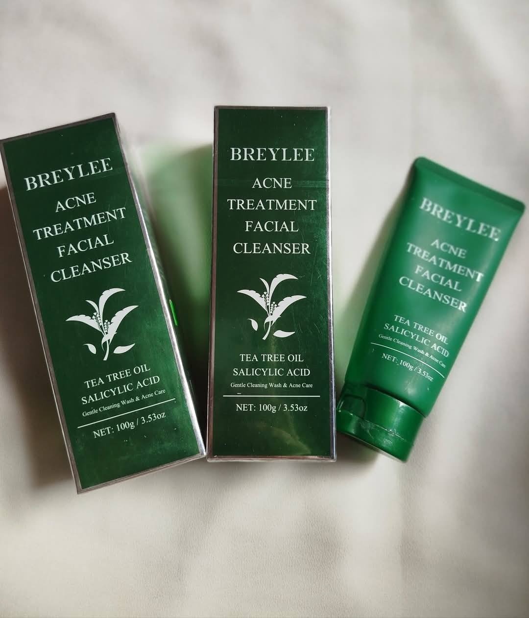 Picture of Breylee Acne Treatment Facewash - 100g