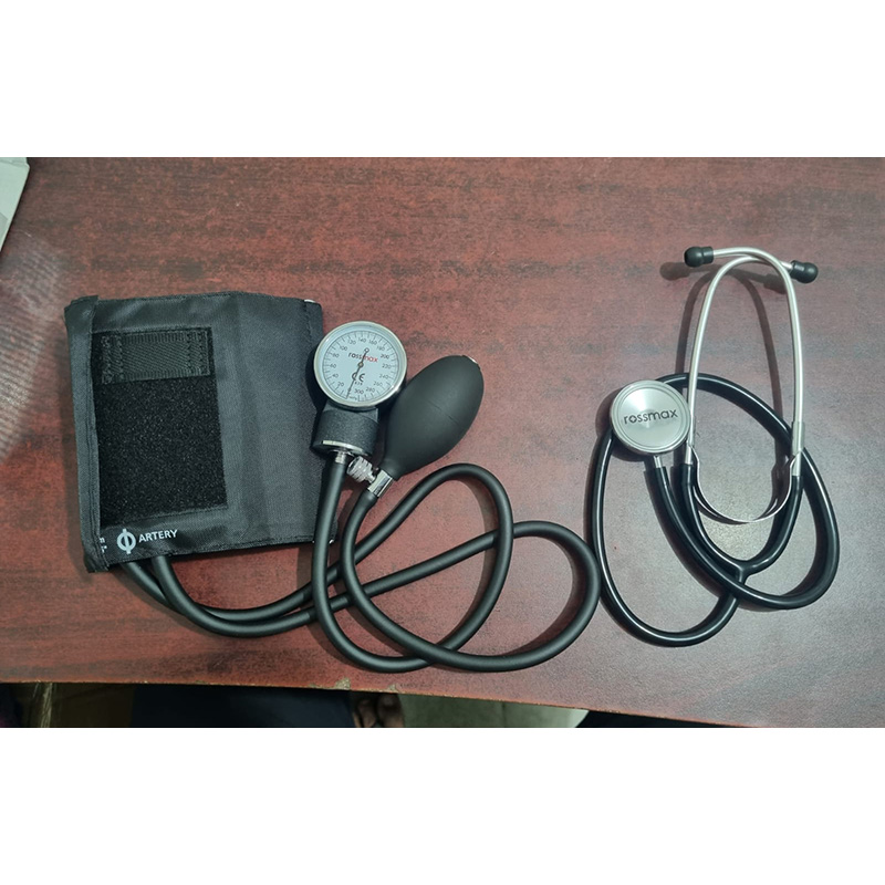 Picture of Rossmax Analog Blood Pressure Machine & Stethoscope Set