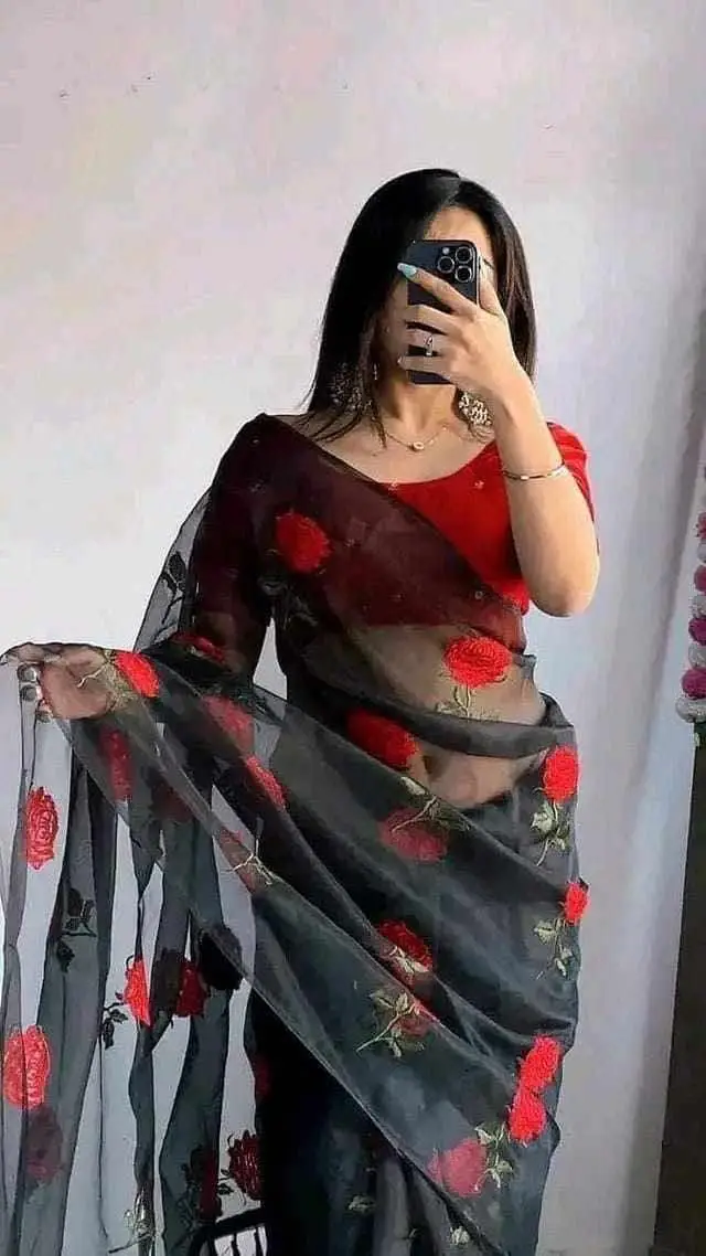 Picture of Exclusive Viral Georgette sharee with embroidery work blouse pics 3 Ratings