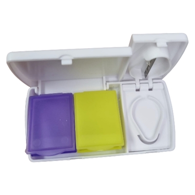 Picture of Portable Medicine Cutter Splitter Divide Storage Case