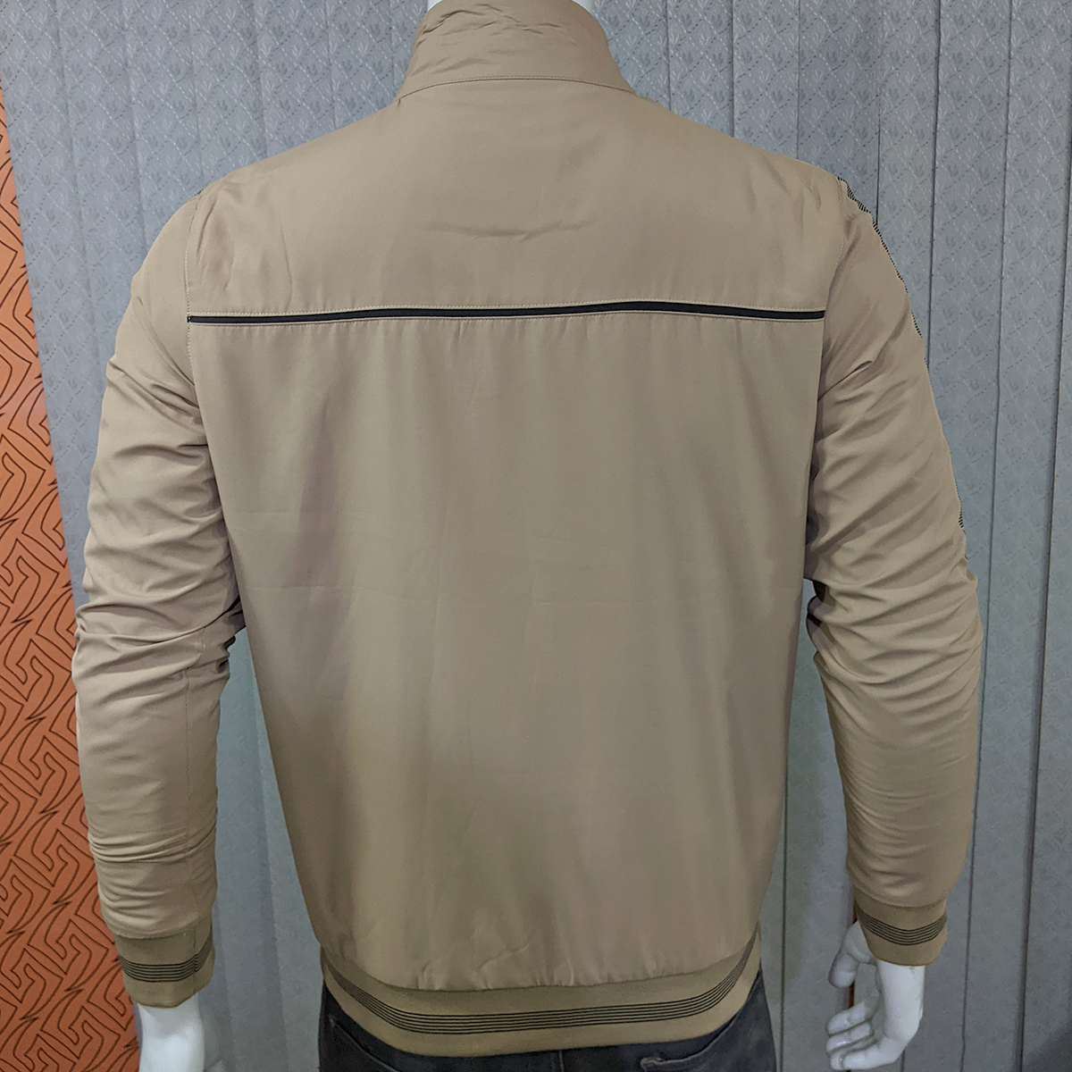 Picture of Shohure Biscuits color Double part air proof jacket
