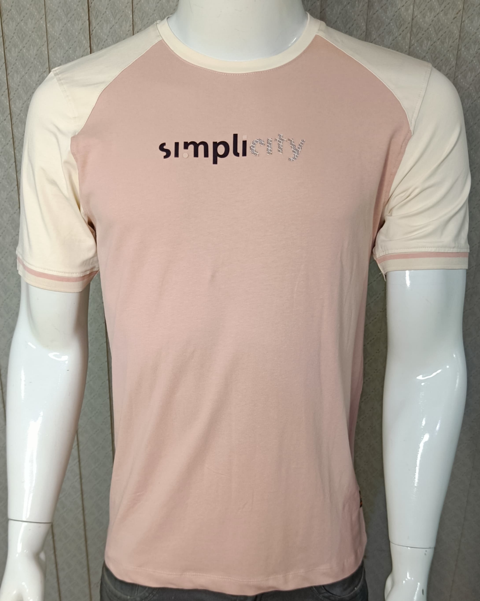 Picture of Shohure Round Neck Contrast Color t shirt