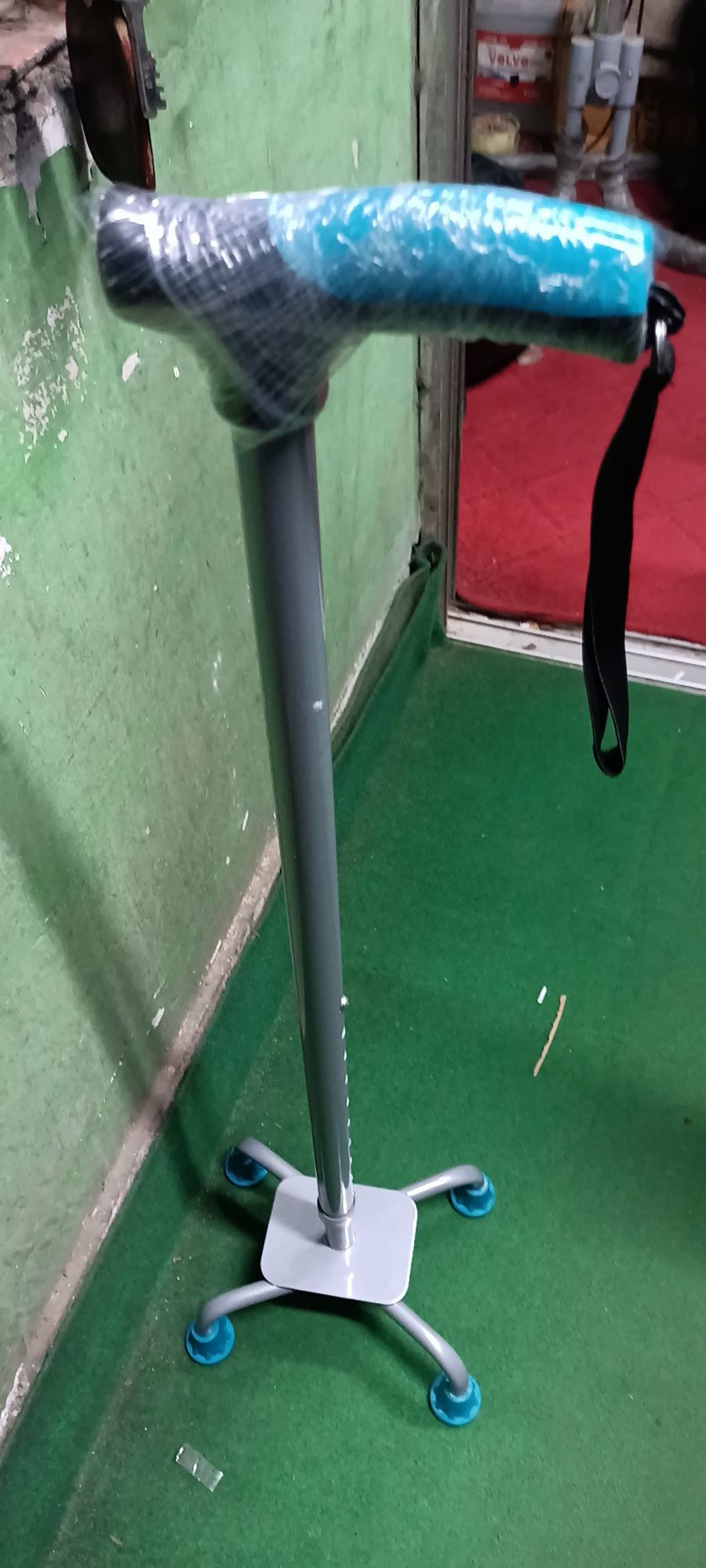 Picture of Aluminium Silver.U Shaped Quadripod Walking Stick