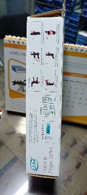 Picture of Hand & Finger Splint (Adjust & tighten strap around the palam area)