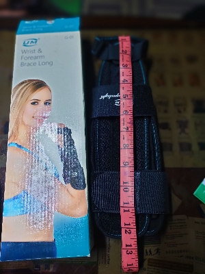 Picture of United Medicare Wrist & Foream Bracec (G-01) - Universel (Long)