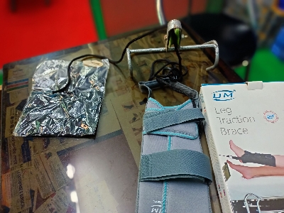 Picture of (UM) Leg traction set, (with Adjustable Puly)