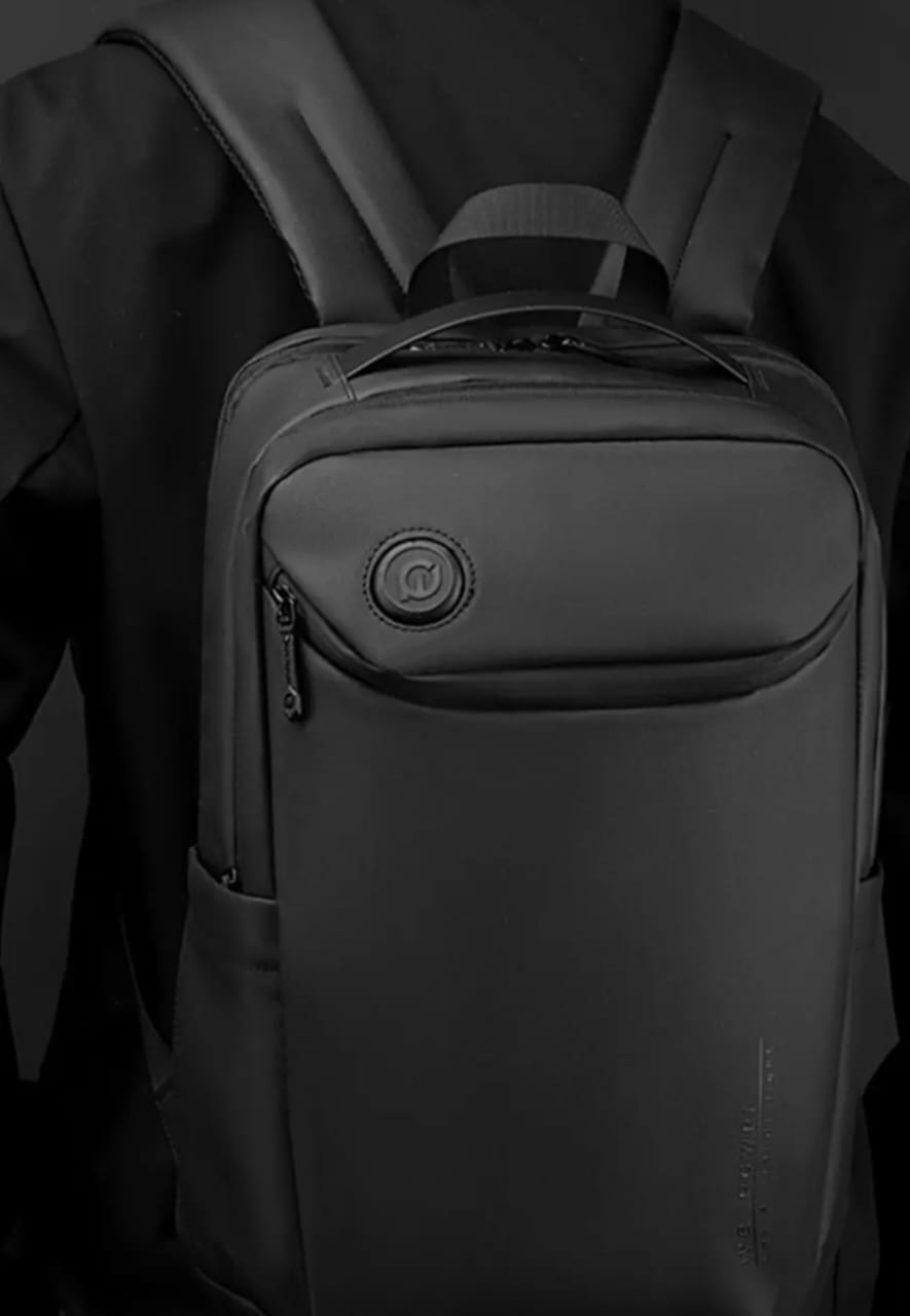 Picture of Arctic Hunter B00555 Water Resistant Anti Theft Travel Backpack