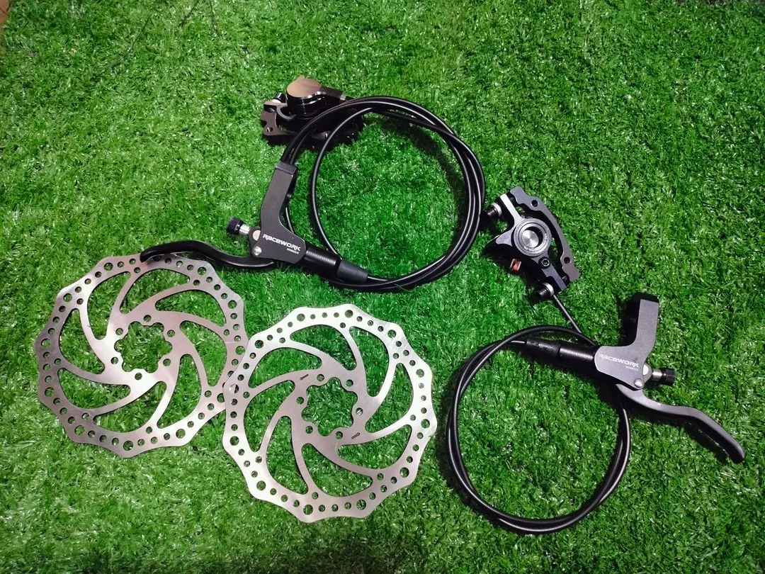 Picture of Kamroos Hydraulic Oil Brake Set MTB Bicycle Brake Front Rear With Disc