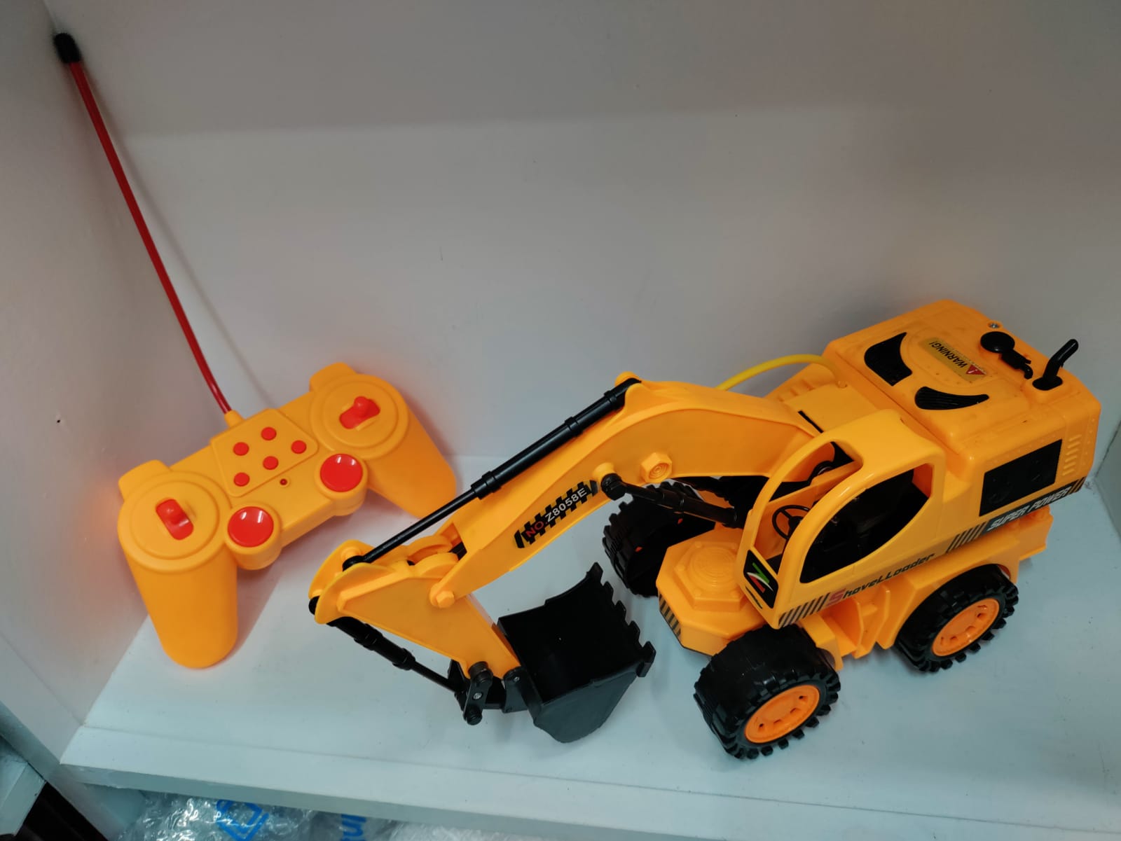 Picture of Remote control excavator