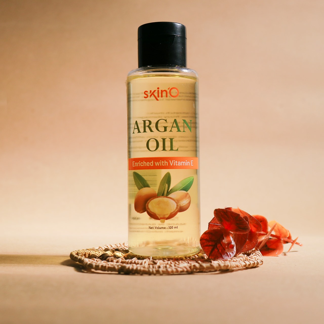 Picture of skinO Argan Oil Enriched with Vitamin E - 100ml to all hair type