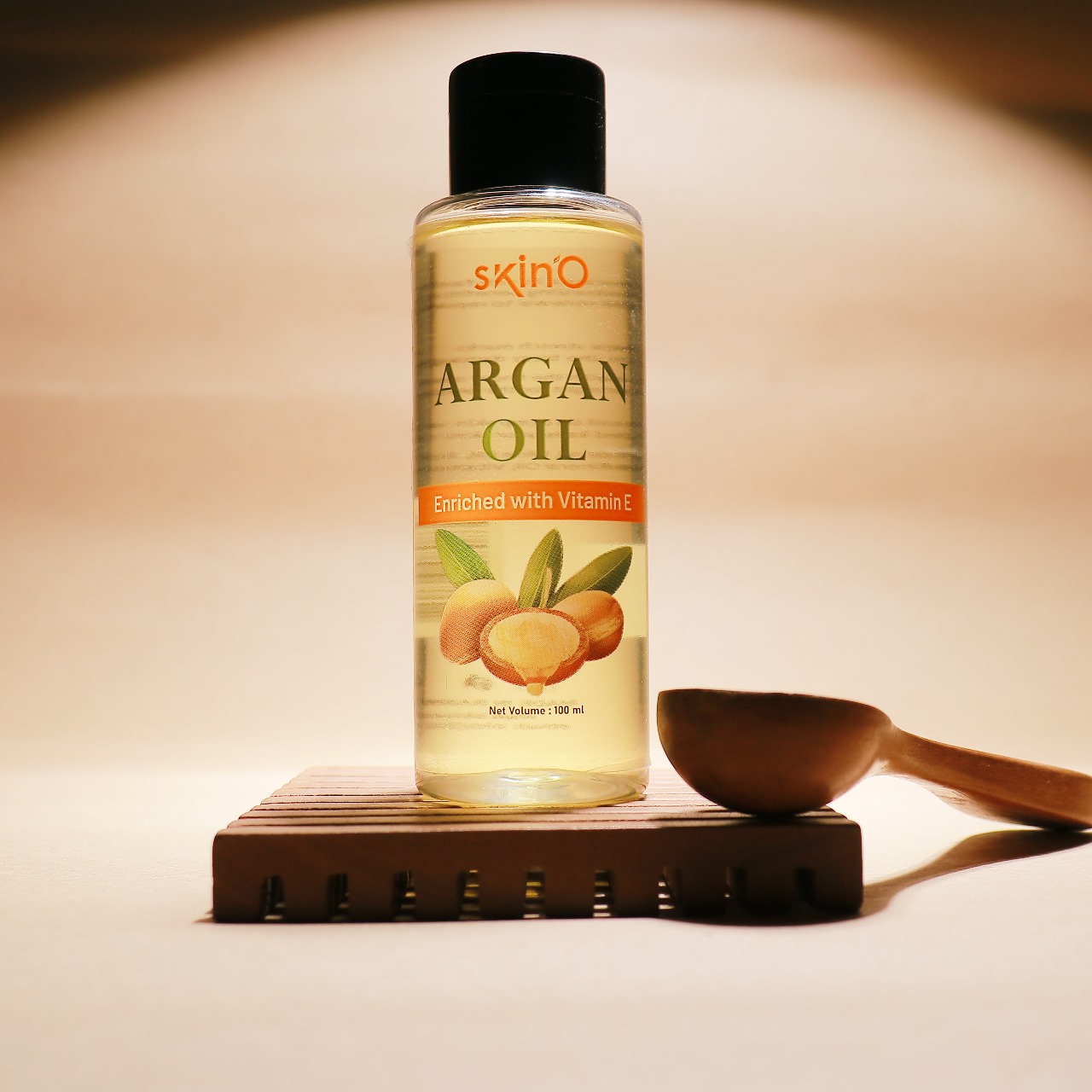 Picture of skinO Argan Oil Enriched with Vitamin E - 100ml to all hair type