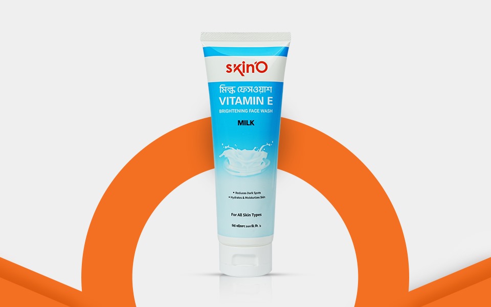Picture of skinO Vitamin E Brightening Facewash (Milk) 110ml to all skin type
