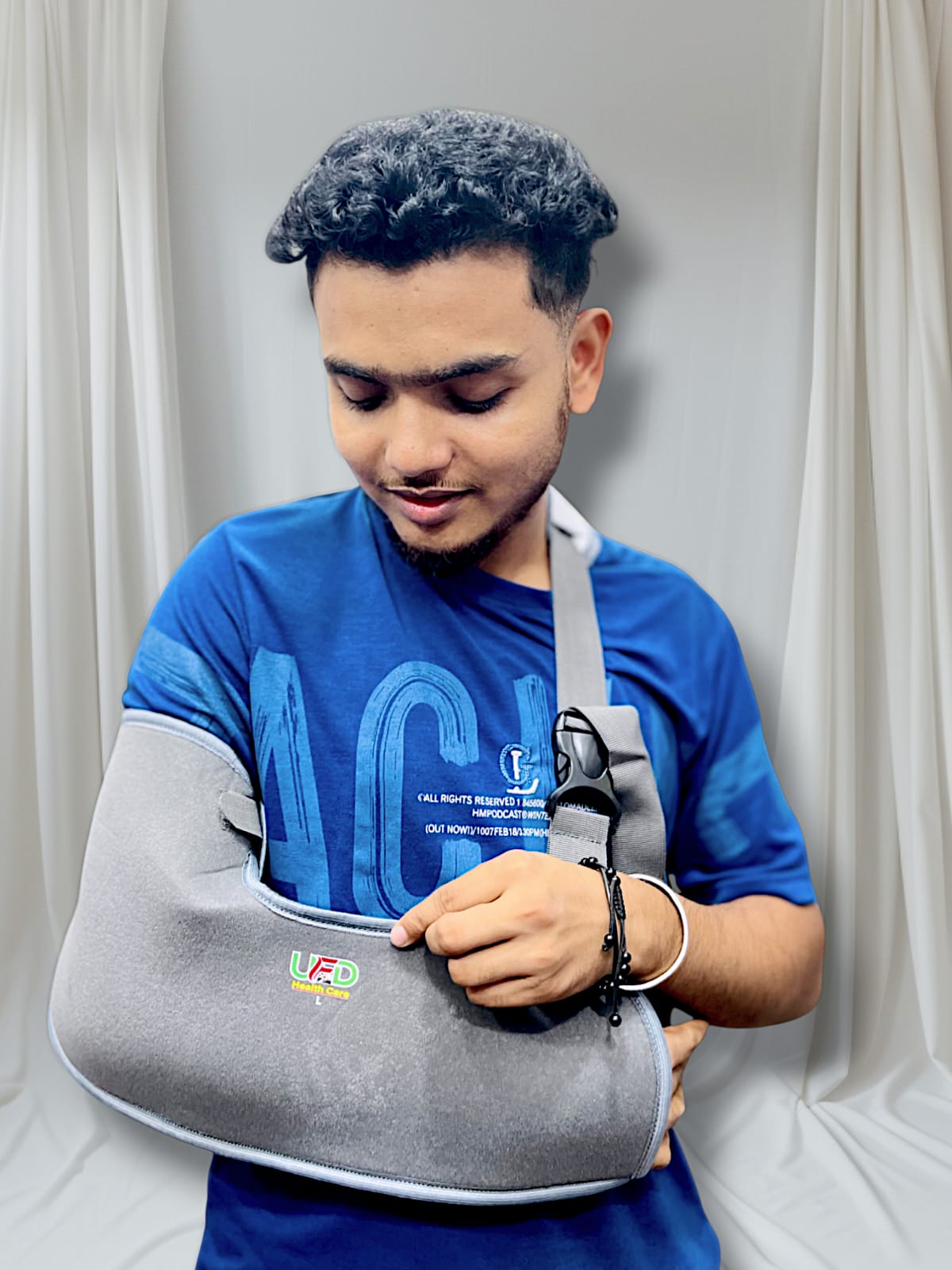 Picture of  UED Healing Care Arm Sling – Size S.M.L.XL