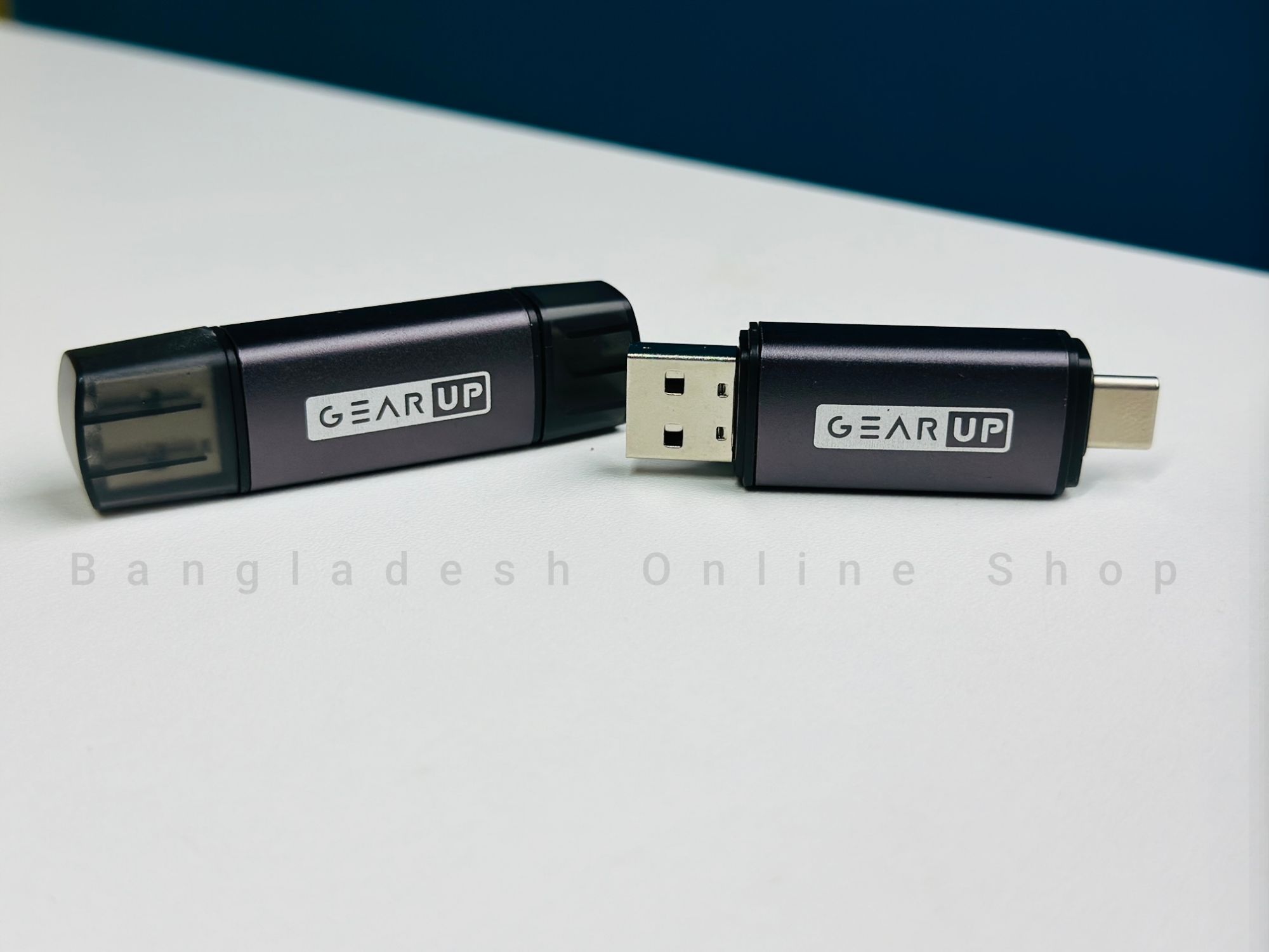 Picture of GearUP 4 In 1 Multifunction OTG Card Reader Type-C/USB /SD Card/TF Card Reader