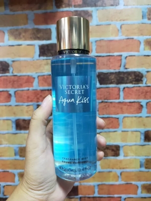 Picture of Interntional Victoria's Secret Aqua kiss body mist 250ml for women