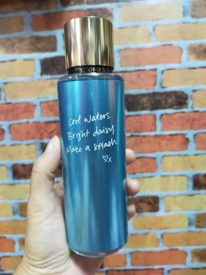 Picture of Interntional Victoria's Secret Aqua kiss body mist 250ml for women