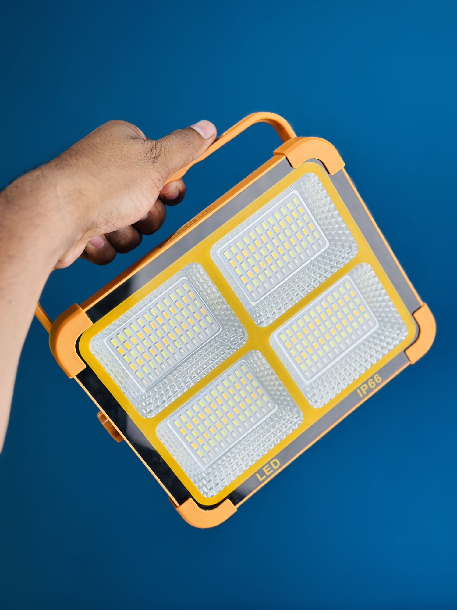 Picture of GearUP SFL-100 Solar LED Flood Light