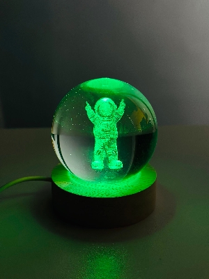Picture of Color Changing LED 3D Crystal Ball – Astronaut
