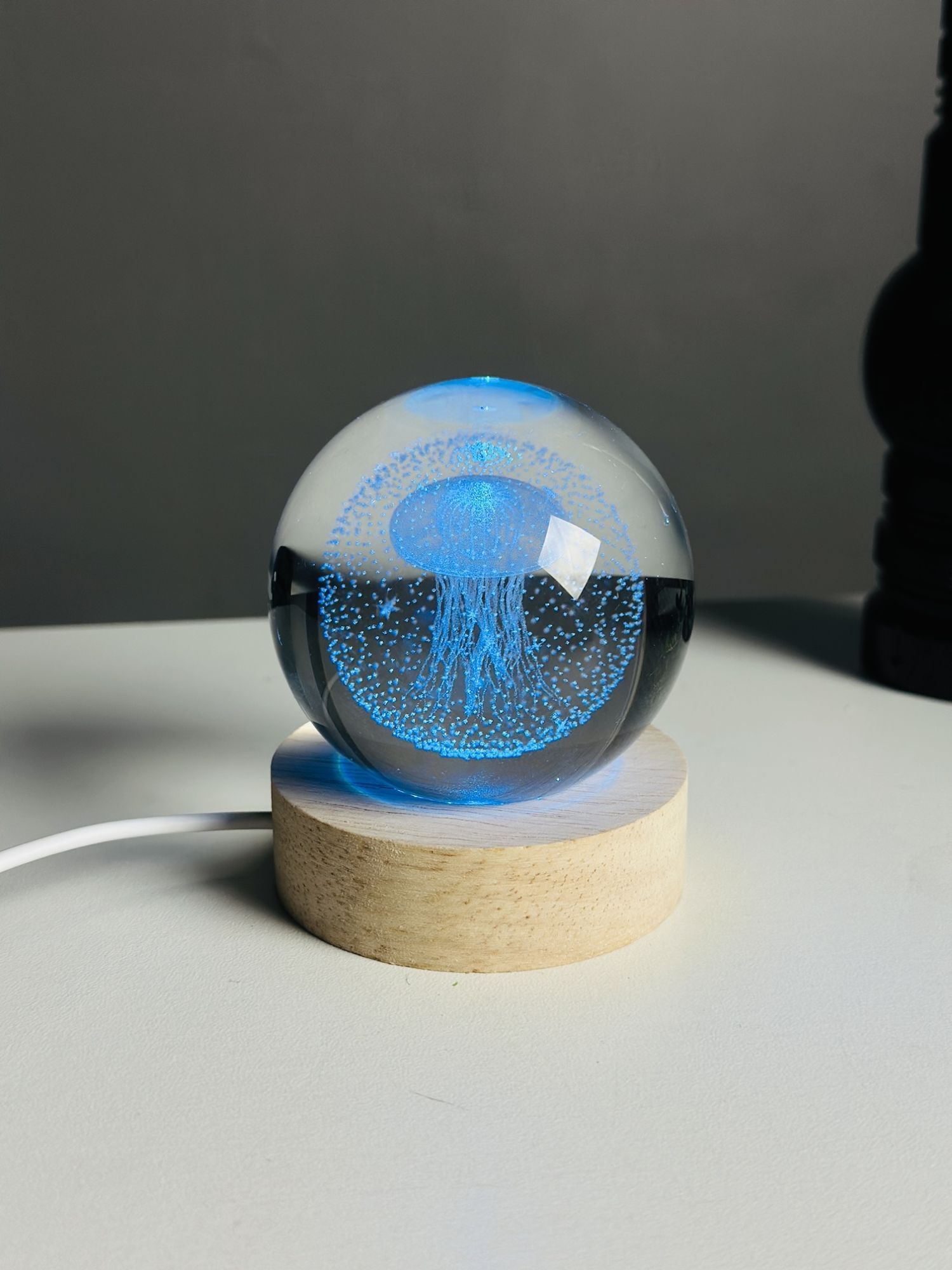 Picture of Color Changing LED 3D Crystal Ball – Jellyfish