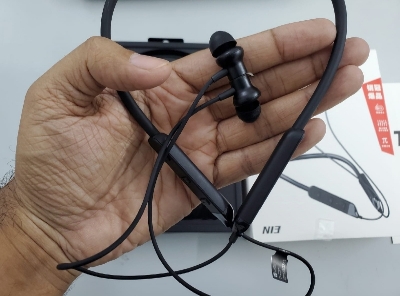 Picture of UiiSii N13 Neck-Mounted Bluetooth Earphone- - Headphone - Neckband