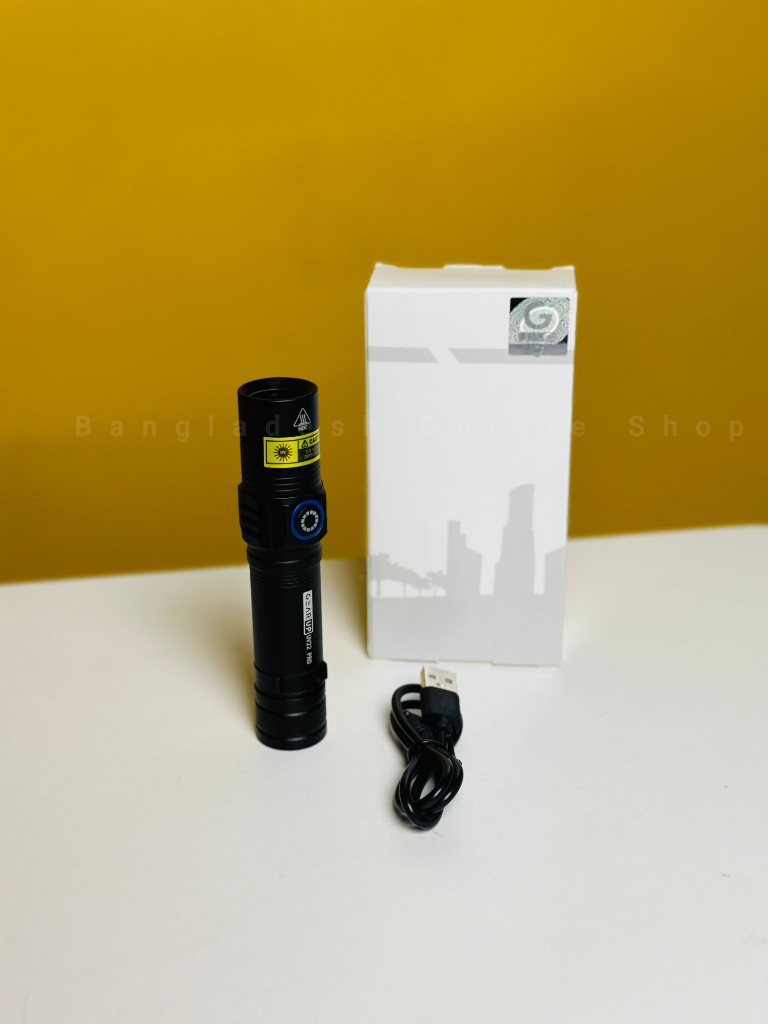 Picture of GearUP UV22 PRO Rechargeable UV Fake Money, Checker, Sunglass UV Checker