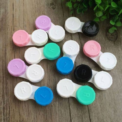 Picture of Contact Lens kit box