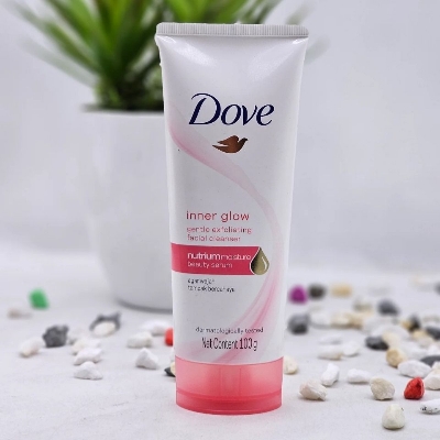Picture of 100 gm Dove inner glow facial cleanser International Indonesian product used for male female