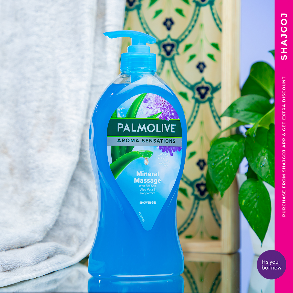 Picture of 750 ml Palmolive Aroma Sensations Mineral massage sky blue color Shower Gel International Thailand product used for male/female