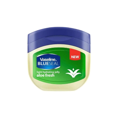 Picture of 100 ml Vaseline Blueseal Aloe fresh light hydrating jelly International south African product used for male / female
