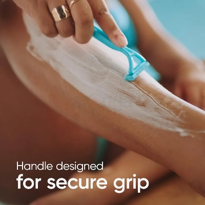 Picture of International UAE product Gillette simply Venus rajor For women