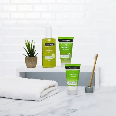 Picture of International France product Oil Balancing Daily Exfoliator Face wash 150 ML