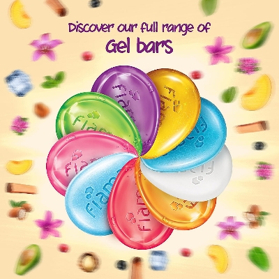 Picture of Indian product Fiama Gel bar Golden Sandalwood Oil & patchouli Soft & luxurious Soap 125 Gm