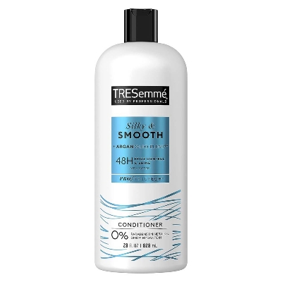 Picture of International USA Product Tresemme Silky & Smooth Coditioner Used For male /female 828 Ml