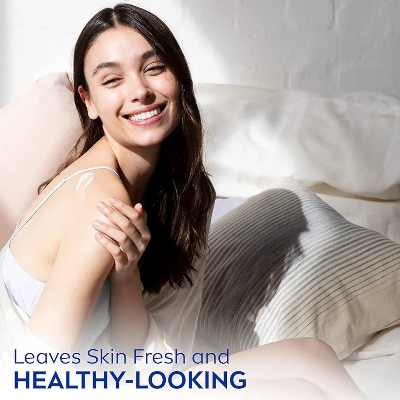 Picture of International Germany product Refreshingly Moisturizing Soft Cream With Jojoba Oil vitamin E Used For male /female 200 Ml