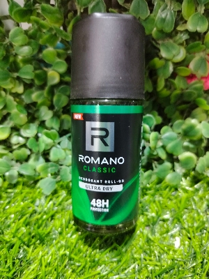 Picture of International Vietnam product Romano Classic Ultra Dry Deodorant Roll-on used For male -50 Ml