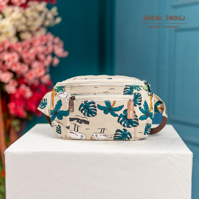 Picture of Flamingo Garden Suzana Fanny Pack