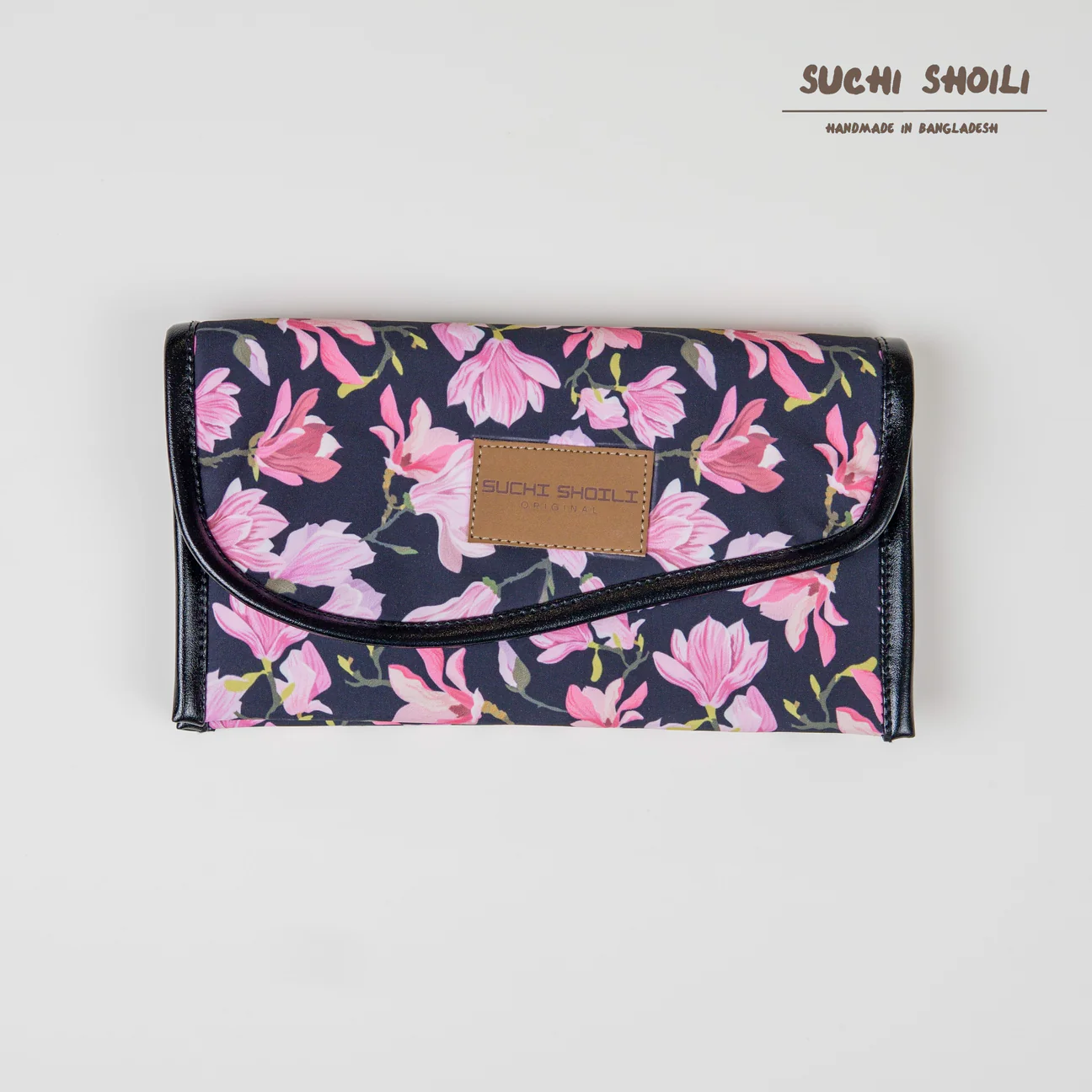 Picture of Pink Daisy Nokshi Triple Chamber Money Purse