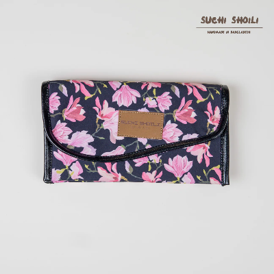 Picture of Pink Daisy Nokshi Triple Chamber Money Purse