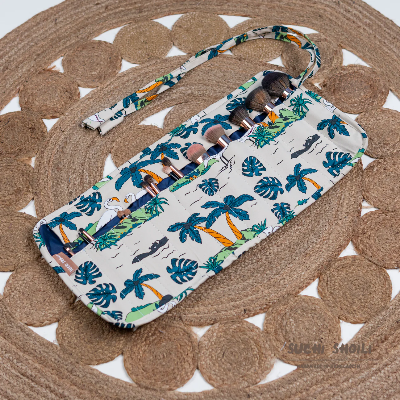 Picture of Flamingo Garden Brush Holder