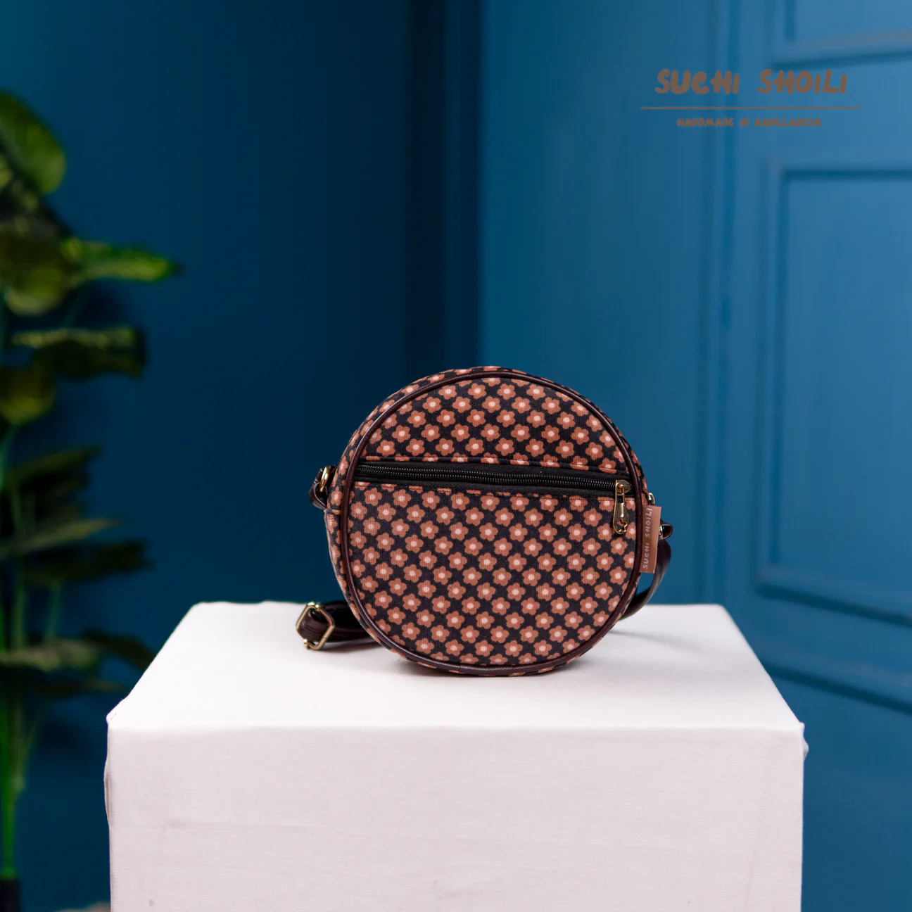 Picture of Vintage Flower Corduroy Fabric OrbChic Round Bag