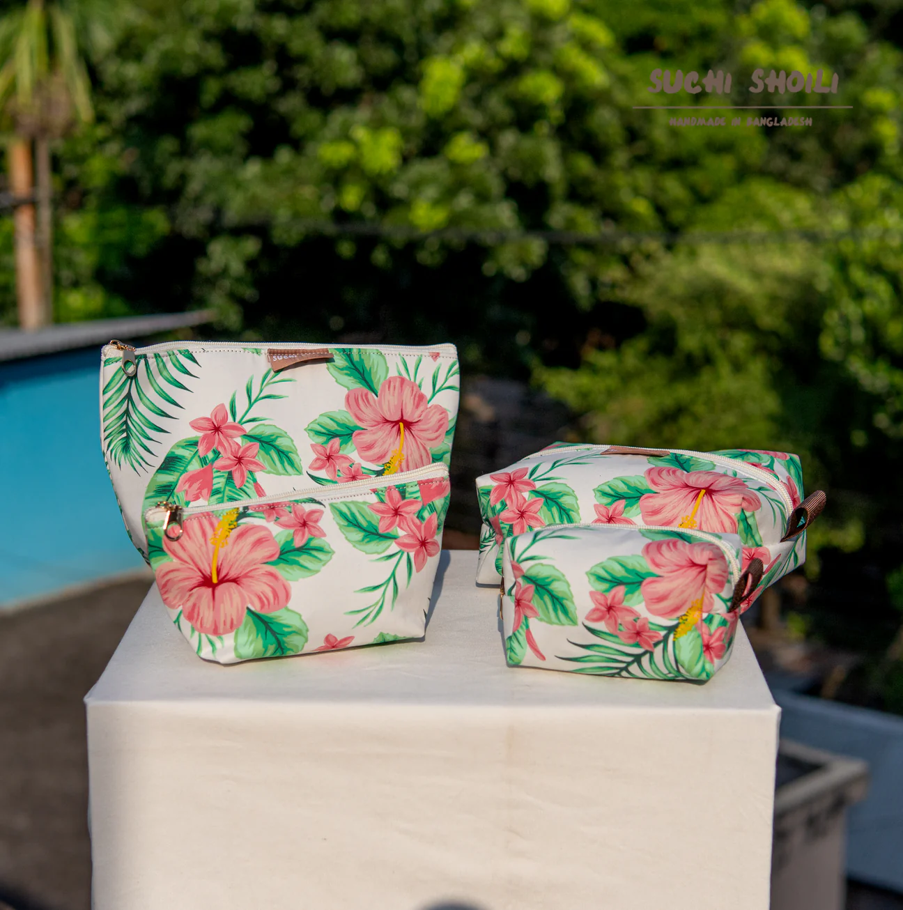 Picture of Summer Hibiscus Makeup Combo Pouch