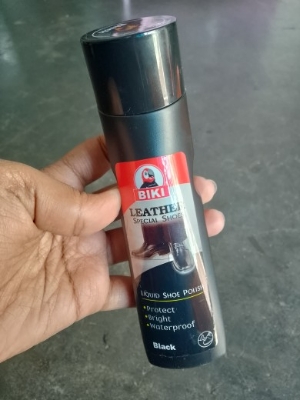 Picture of Liquid shoe shiner best liquid shoe polish shoe shiner black for Brightness