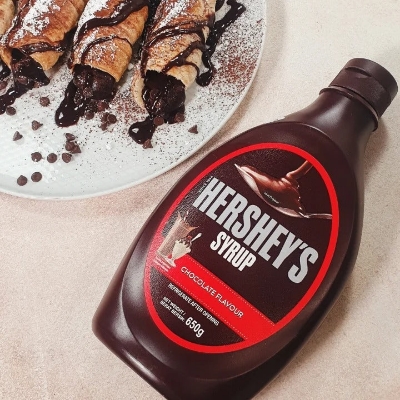 Picture of HERSHEYS chocolate genuine syrup 680 gm.manufacturing in Bangladeshi chocolate syrup.