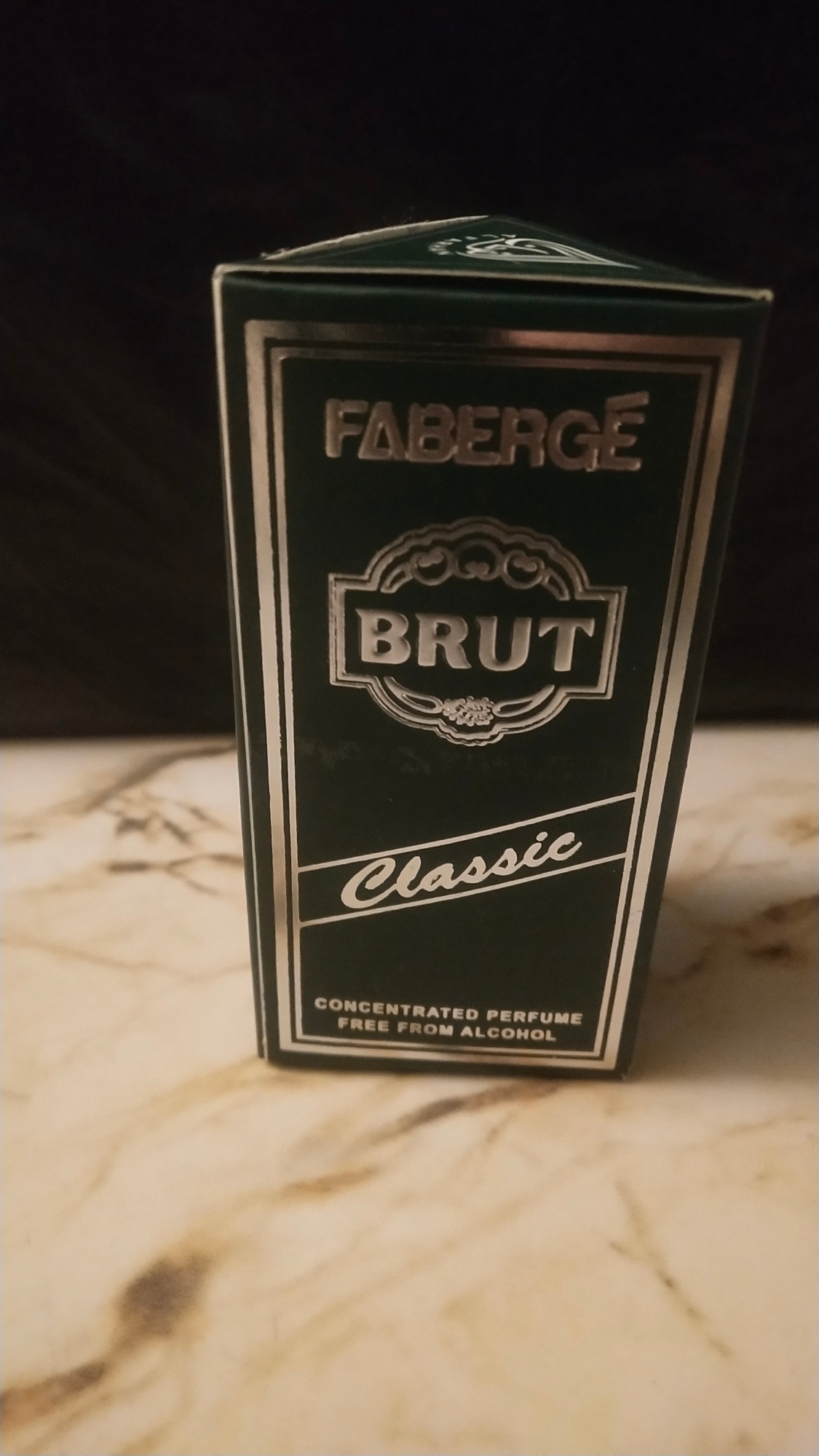 Picture of Brut Classic by Al Farhan Concentrated Perfume Oil Long Lasting Non-alcoholic Fragrance - 6ml