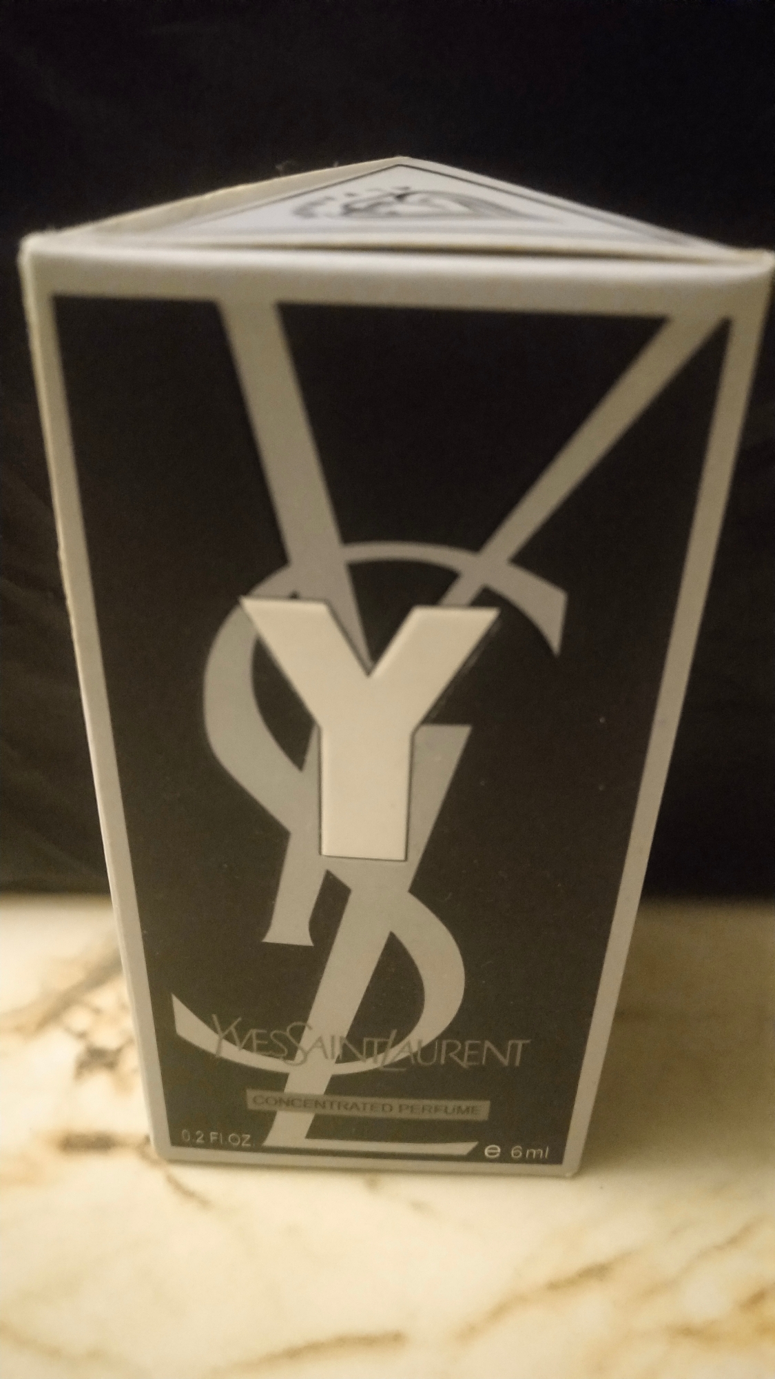 Picture of Yves Saint Laurent (YSL Y) by Al Farhan Concentrated Perfume Oil Long Lasting Non-alcoholic Fragrance - 6ml