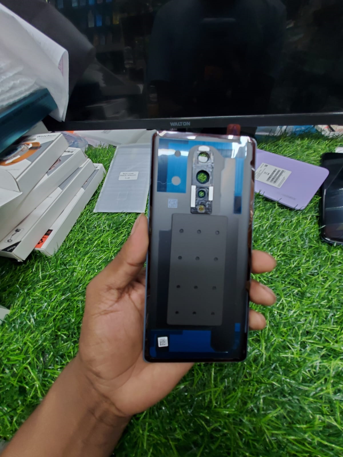 Picture of original Back Panel Cover for OnePlus 8 back part mobile phone